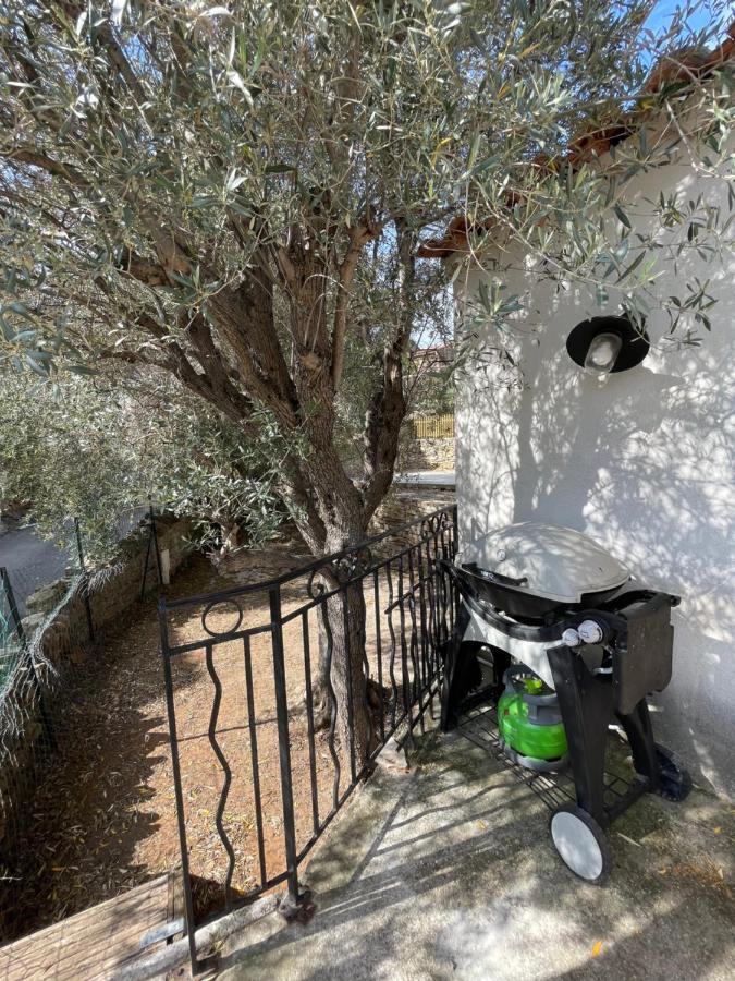 Maison Au Calme Avec Jardin Et Parking, Proche De Tout ! Villa La Ciotat Luaran gambar