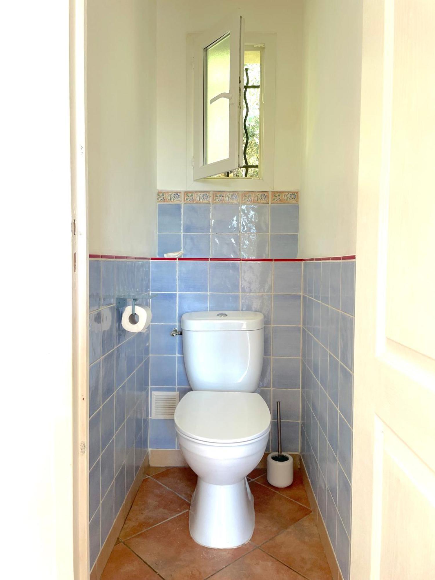 Maison Au Calme Avec Jardin Et Parking, Proche De Tout ! Villa La Ciotat Luaran gambar